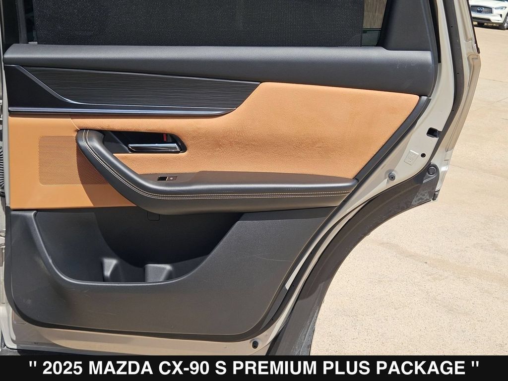 Used 2025 MAZDA CX-90 3.3 Turbo S w/ Premium Plus AWD/4WD image 31