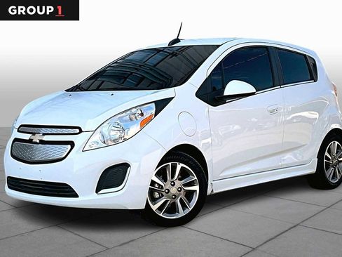 Used 2015 Chevrolet Spark LT image 1