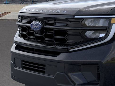 New 2026 Ford Expedition Max Active image 17