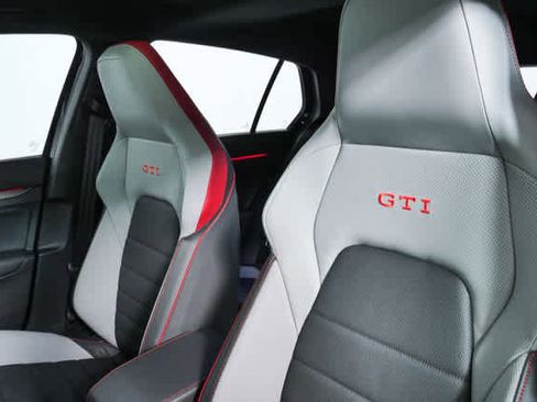 Certified 2025 Volkswagen GTI Autobahn FWD image 11