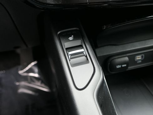 Used 2024 Kia Telluride S w/ S Sunroof Package FWD image 21