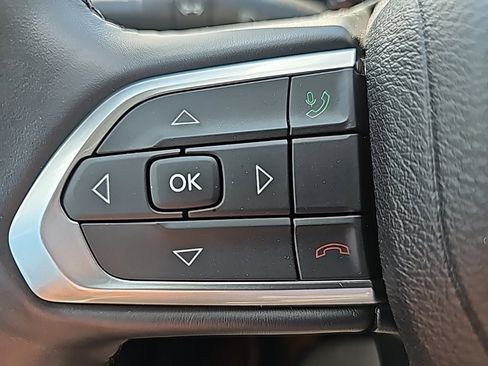 Certified 2022 Jeep Compass Altitude w/ Convenience Group image 33