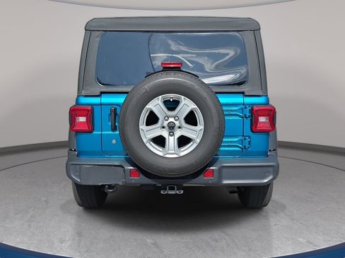 Used 2020 Jeep Wrangler Unlimited Sport S AWD/4WD image 2