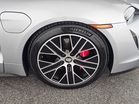 Used 2021 Porsche Taycan 4S AWD/4WD image 9