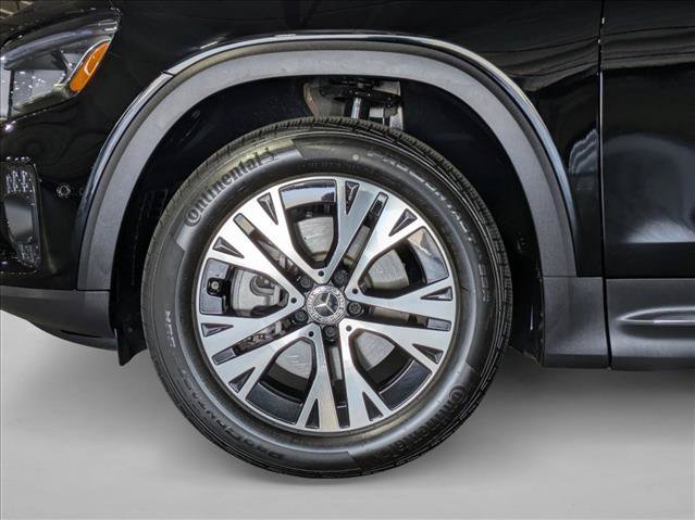 Used 2025 Mercedes-Benz GLB 250 image 24