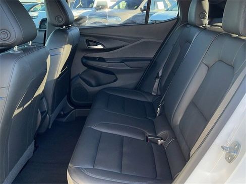 Used 2024 Buick Envista Sport Touring w/ Convenience I Package image 14