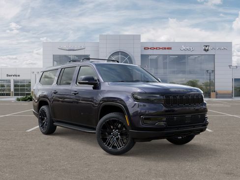 New 2025 Jeep Wagoneer L Series II w/ Premium Group I image 5