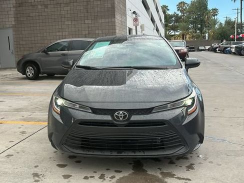Used 2026 Toyota Corolla LE w/ Carpet Mat Package (TMS) FWD image 2