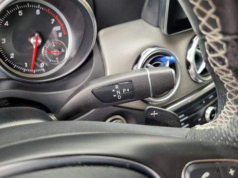 Used 2018 Mercedes-Benz GLA 250 image 23