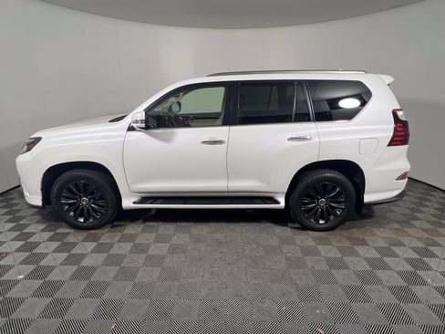 Used 2020 Lexus GX 460 Premium AWD/4WD image 2