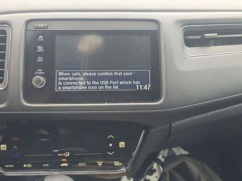 Used 2021 Honda HR-V EX image 6