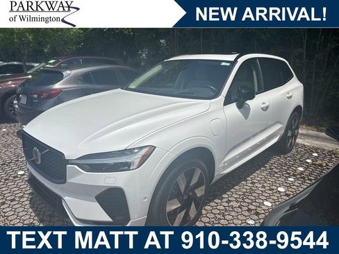 Used 2025 Volvo XC60 T8 Ultra w/ Protection Package Premier AWD/4WD image 1