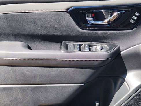 New 2026 Subaru Forester Touring AWD/4WD image 18