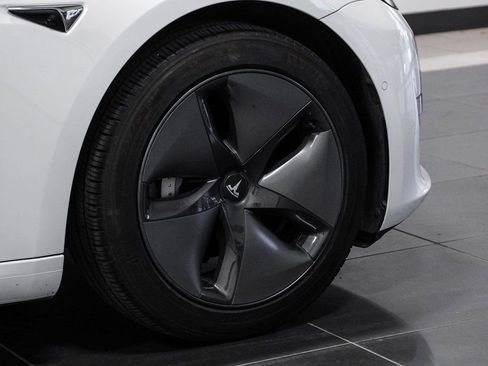 Used 2020 Tesla Model 3 Long Range image 51