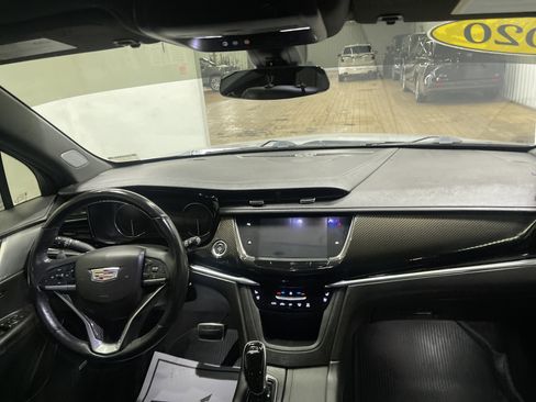 Used 2020 Cadillac XT6 Sport image 23
