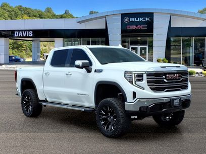 Used 2024 GMC Sierra 1500 SLT w/ SLT Premium Plus Package