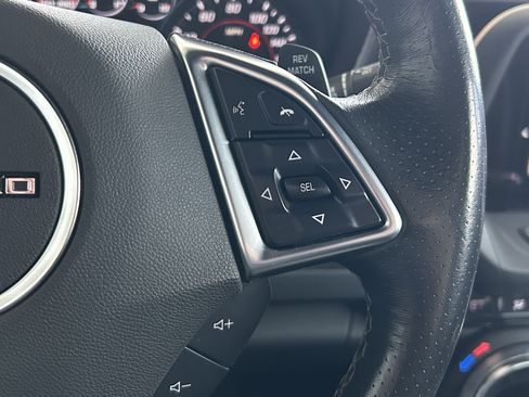 Used 2018 Chevrolet Camaro SS image 21