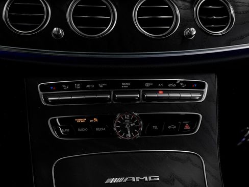 Used 2019 Mercedes-Benz E 63 AMG S image 34