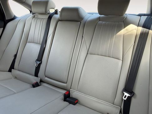 Used 2019 Honda Accord Touring image 13