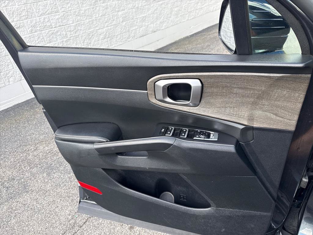 Certified 2022 Kia Sorento S AWD/4WD image 22