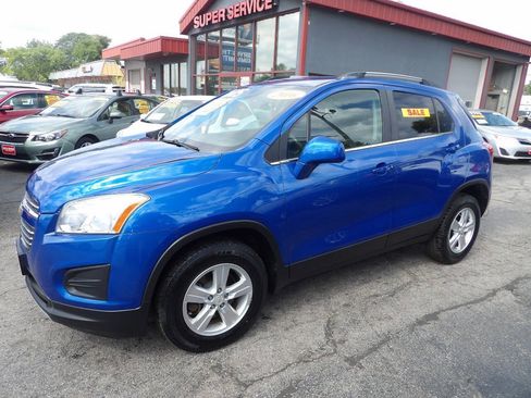 Used 2016 Chevrolet Trax LT AWD/4WD image 1