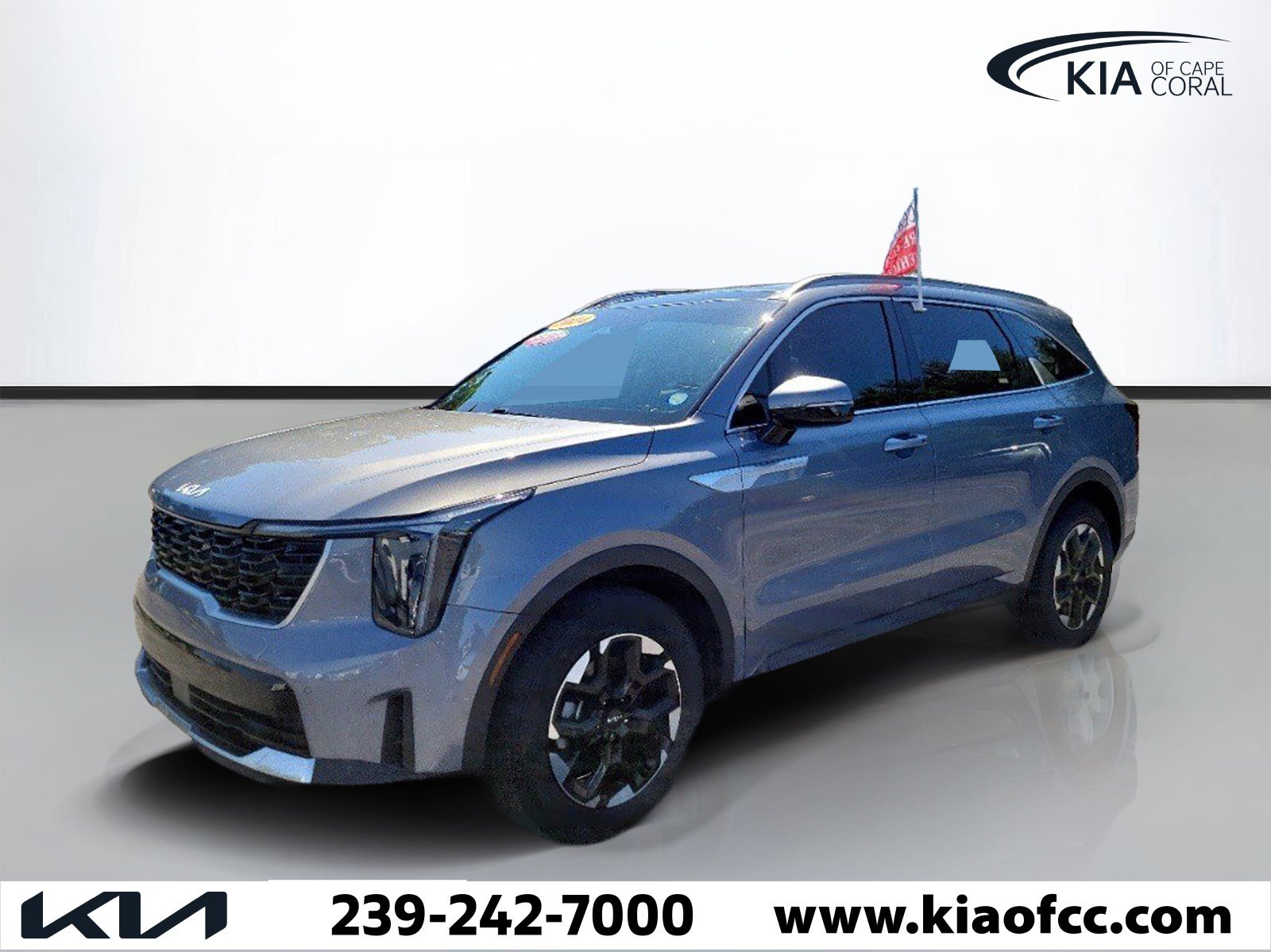 Certified 2024 Kia Sorento S w/ Panoramic Sunroof Package FWD image 3
