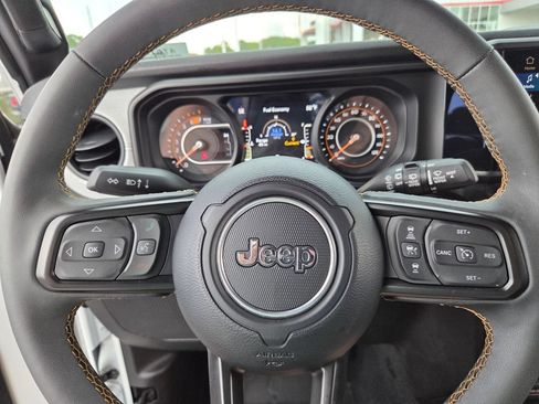 Used 2024 Jeep Wrangler Sport AWD/4WD image 24