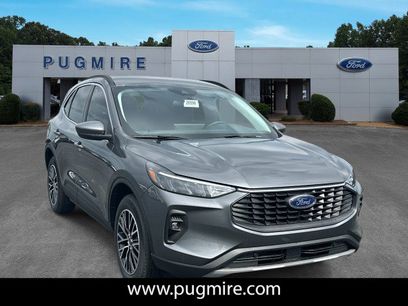 New 2025 Ford Escape SE