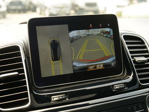 Used 2018 Mercedes-Benz GLE 350 4MATIC image 27