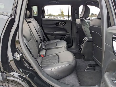 New 2026 Jeep Compass Latitude image 43