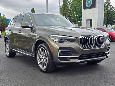 Used 2022 BMW X5 xDrive40i w/ Premium Package AWD/4WD image 9