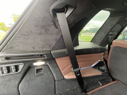 Used 2020 BMW X7 M50i AWD/4WD image 31
