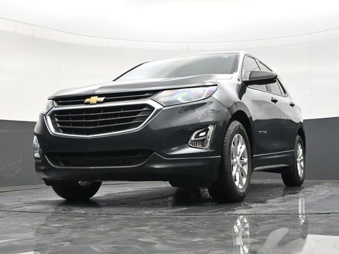 Used 2021 Chevrolet Equinox LS FWD image 27