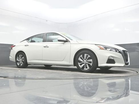 Used 2021 Nissan Altima 2.5 S image 25