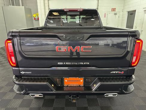 Used 2025 GMC Sierra 1500 AT4 w/ AT4 Premium Package AWD/4WD image 8