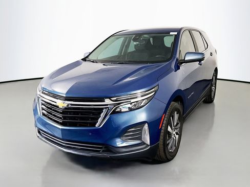 Used 2024 Chevrolet Equinox LT FWD image 4