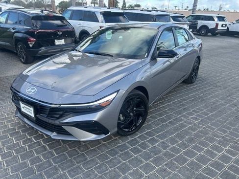 New 2026 Hyundai Elantra SEL Sport Premium image 2