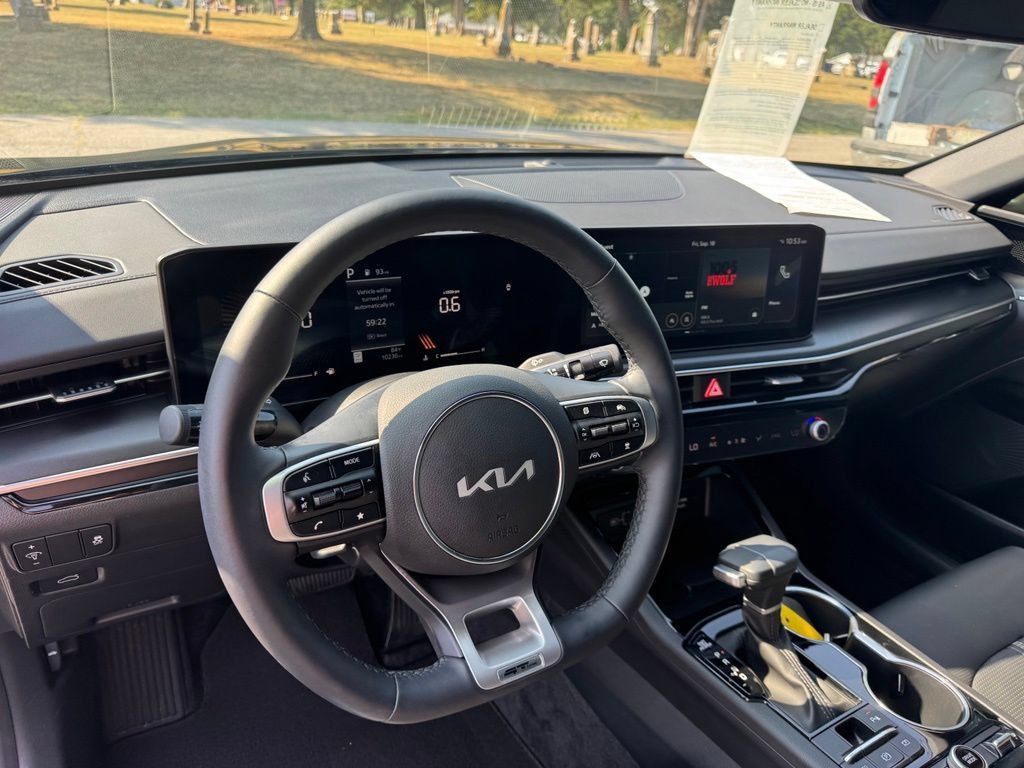 Used 2026 Kia K5 GT-Line w/ GT-Line Premium Package AWD/4WD image 7