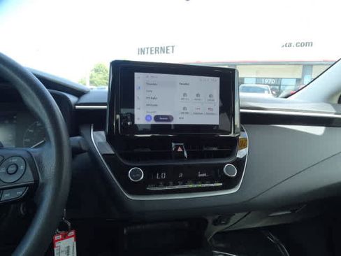 Certified 2023 Toyota Corolla LE image 27