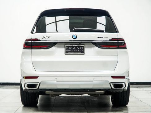 Used 2026 BMW X7 xDrive40i AWD/4WD image 13