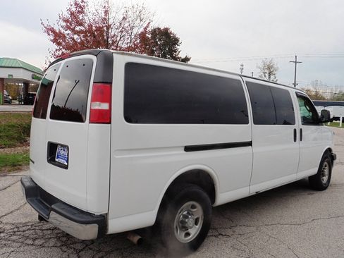 Used 2019 Chevrolet Express 3500 LT w/ LT Preferred Equipment Group image 32