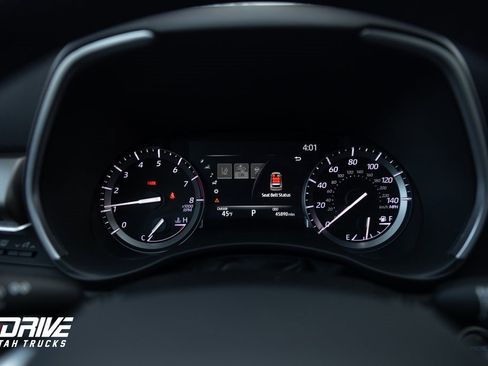 Used 2021 Toyota Highlander XLE image 32