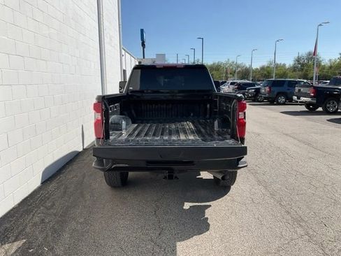 Used 2025 Chevrolet Silverado 2500 Custom w/ Custom Value Package AWD/4WD image 9