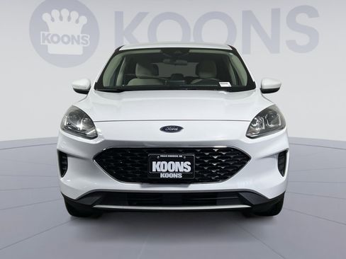 Used 2020 Ford Escape SE image 11