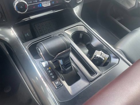 Used 2023 Ford F150 Lariat AWD/4WD image 18