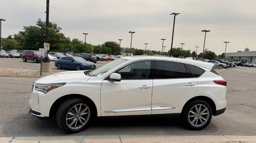 Used 2024 Acura RDX w/ Technology Package AWD/4WD image 6