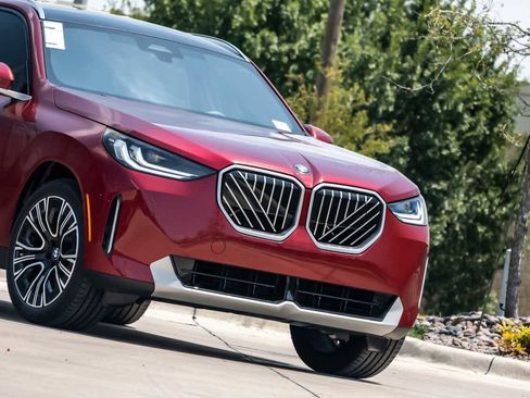 Used 2026 BMW X3 xDrive30 w/ Convenience Package image 3