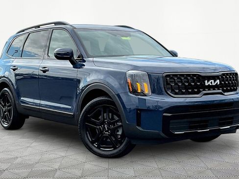 Used 2024 Kia Telluride EX X-Line image 3