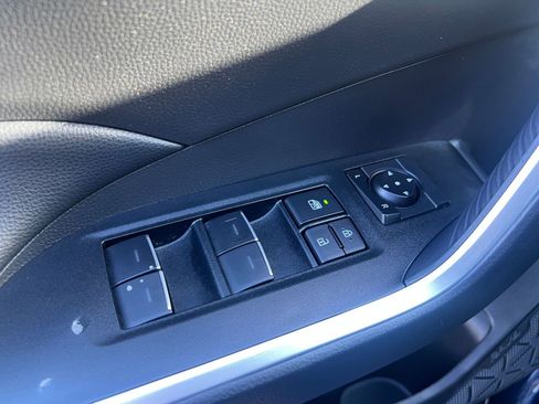 Used 2025 Toyota RAV4 XLE image 20