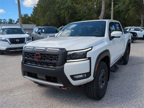 New 2026 Nissan Frontier PRO-4X w/ Pro-4x Convenience Package image 9